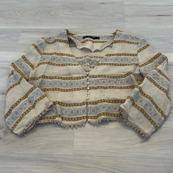 Zara Basic Cropped Button Up Shirt (Size Medium) - Picture 1 of 4